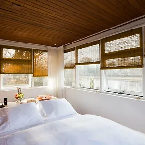 https://sweets-buiksloterdraaibrug.amsterdamhotelsnl.com