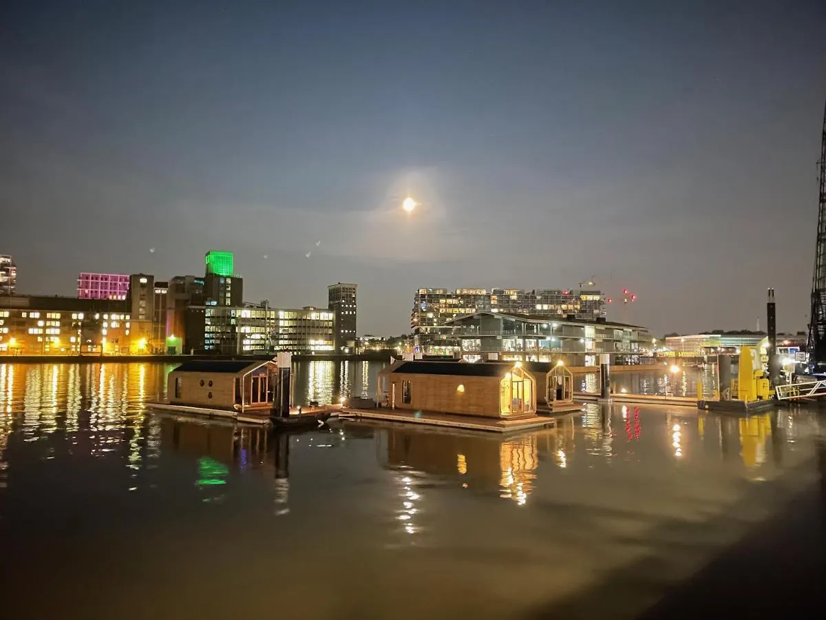 Wikkelboat Nr1 At Floating Rotterdam Rijnhaven Villa Holiday home